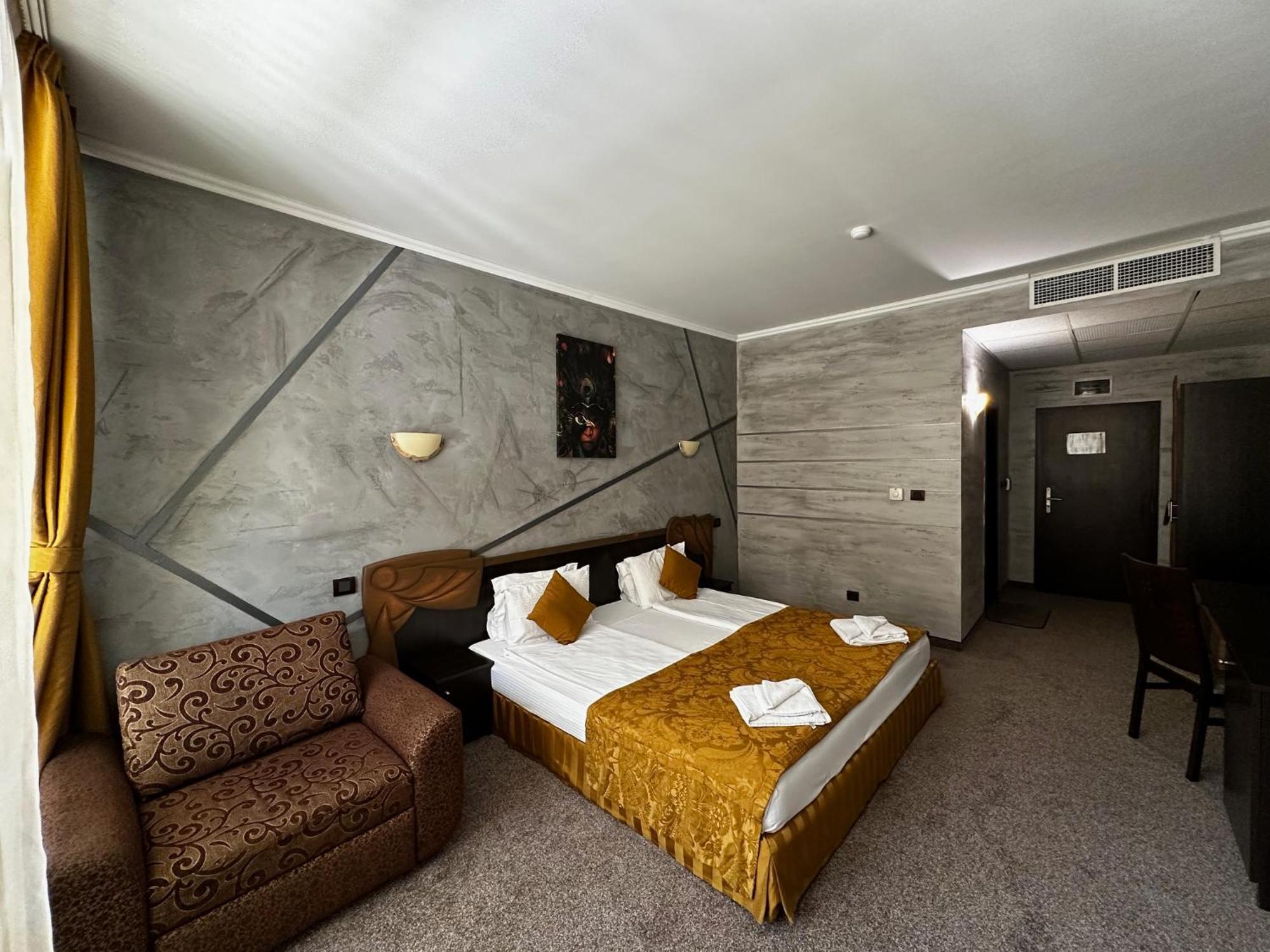 Art Babylon Hotel Slantschew brjag