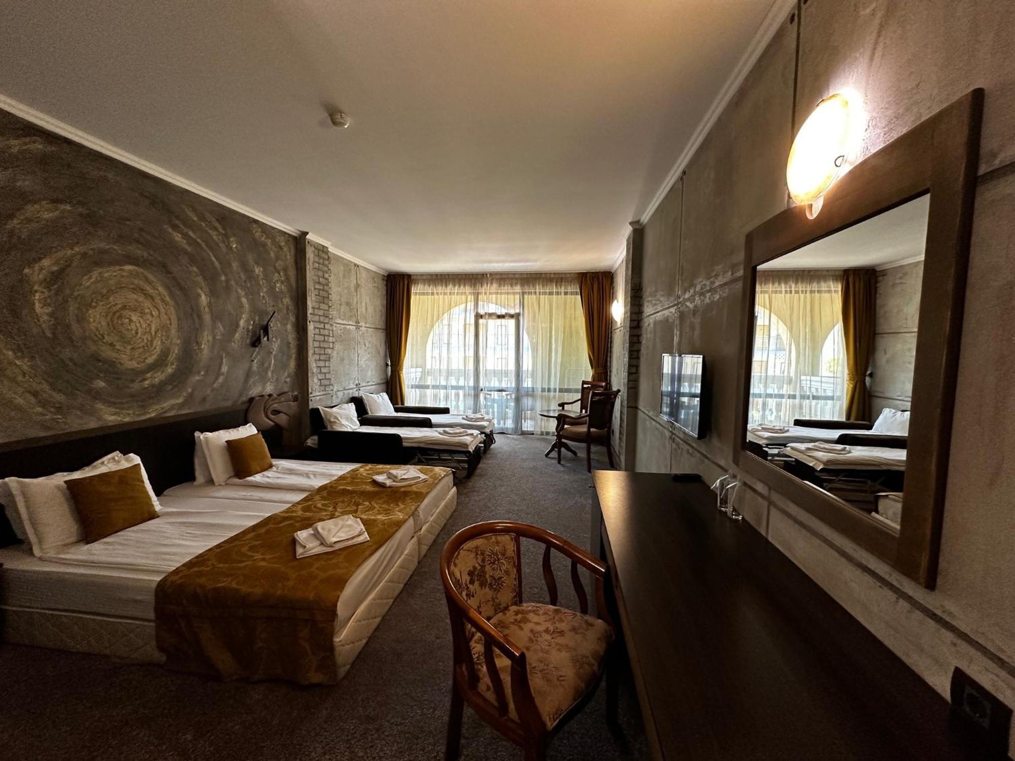 Hotel Art Babylon